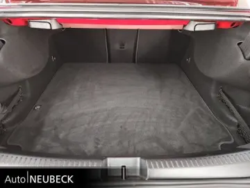 MERCEDES-BENZ CLA 220 d Coupé AMG Line Totwinkel Multibeam