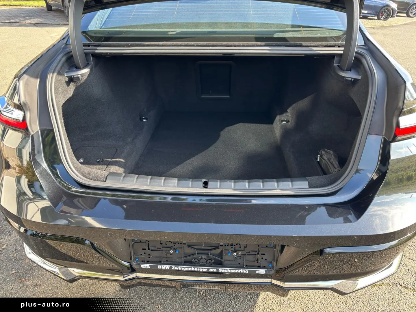 BMW 740d xDrive M Sport M Sportpaket B&W Surround