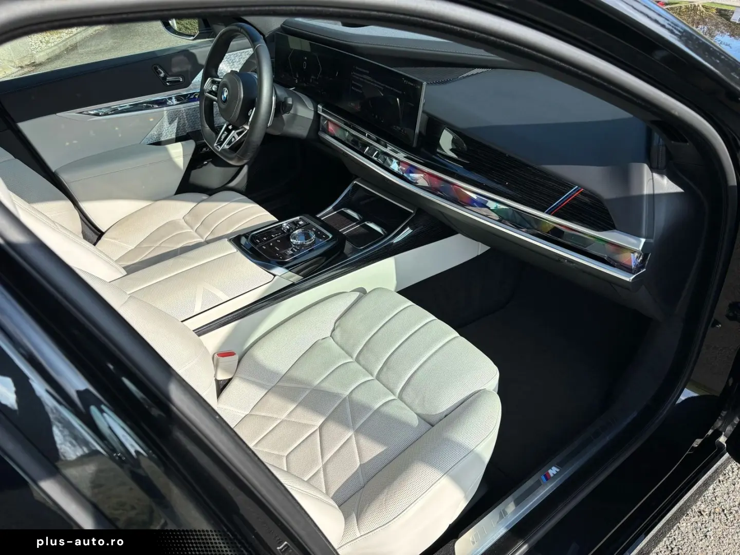 BMW 740d xDrive M Sport M Sportpaket B&W Surround