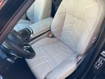 BMW 740d xDrive M Sport M Sportpaket B&W Surround