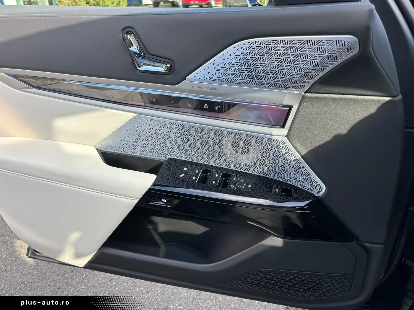 BMW 740d xDrive M Sport M Sportpaket B&W Surround