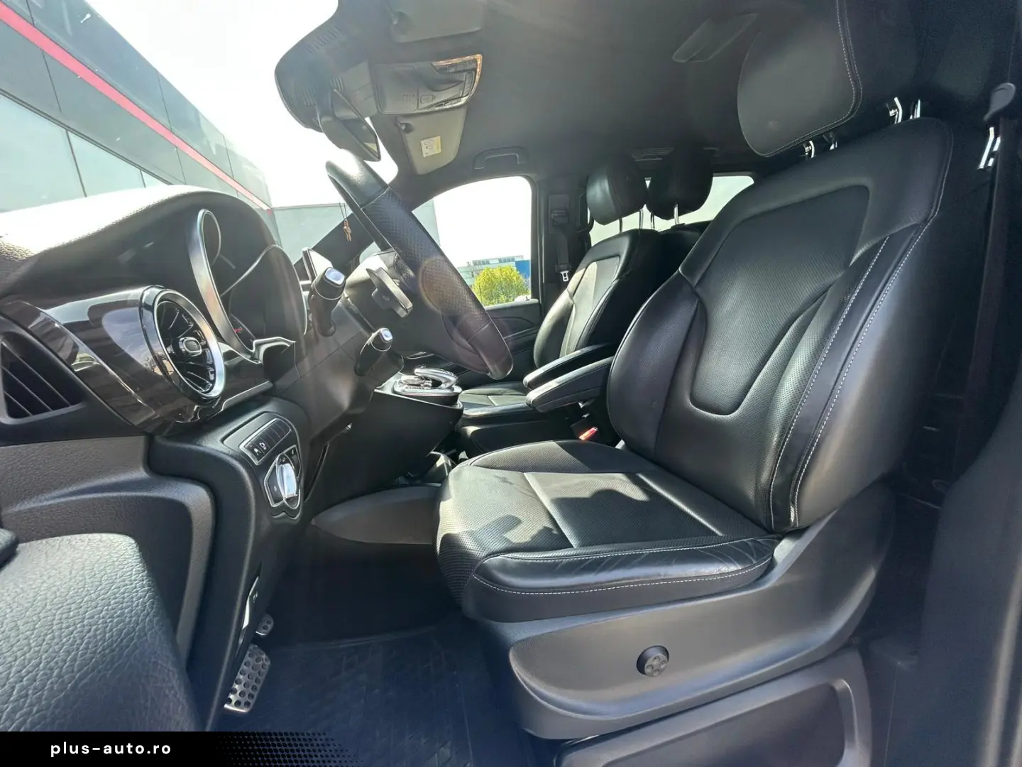 Mercedes-Benz V 300 d 237 CP RWD 9AT 2019