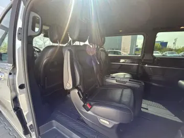 Mercedes-Benz V 300 d 237 CP RWD 9AT 2019