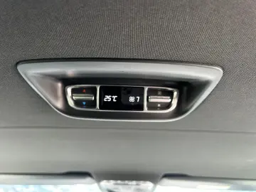 Mercedes-Benz V 300 d 237 CP RWD 9AT 2019