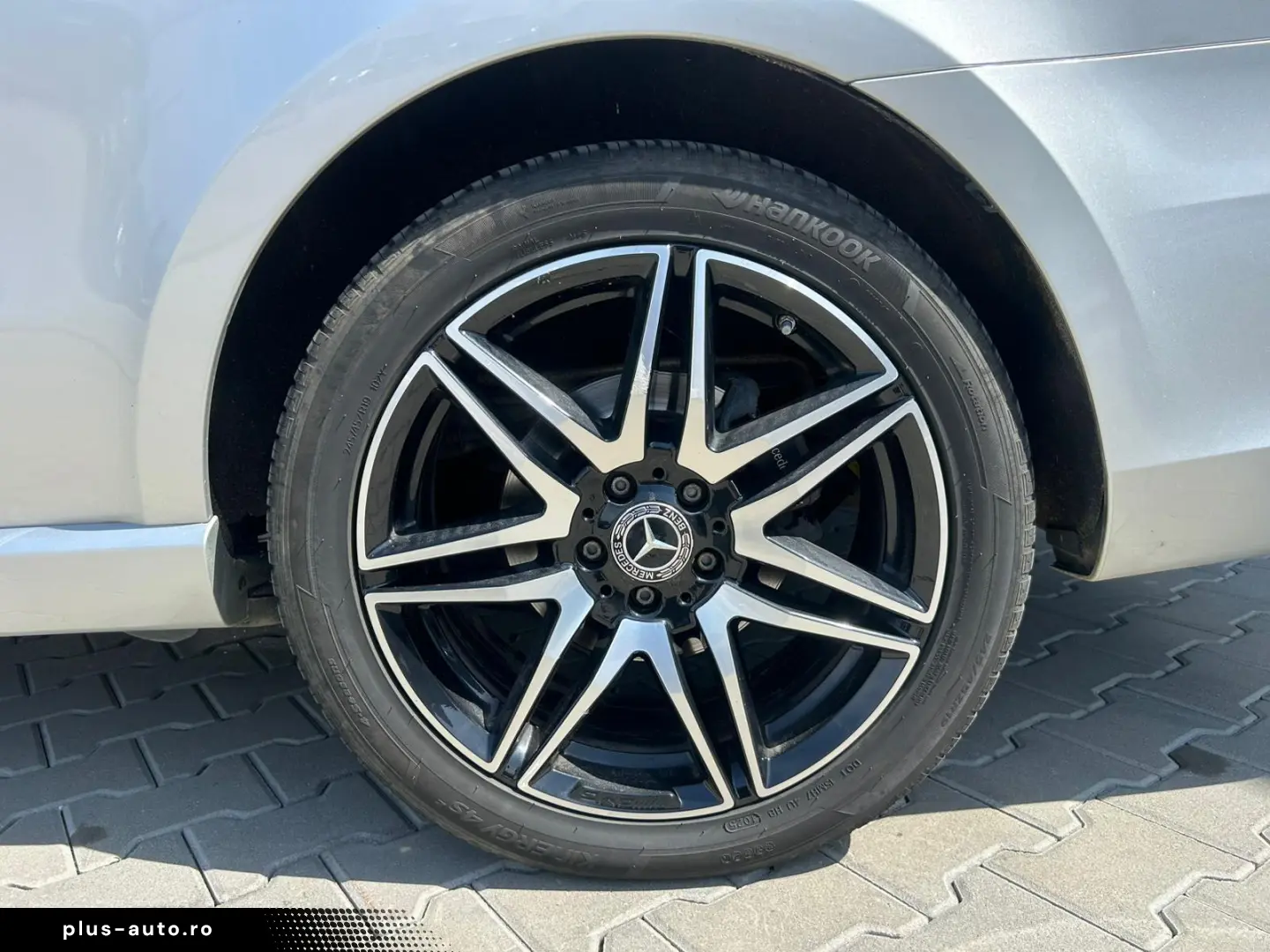 Mercedes-Benz V 300 d 237 CP RWD 9AT 2019
