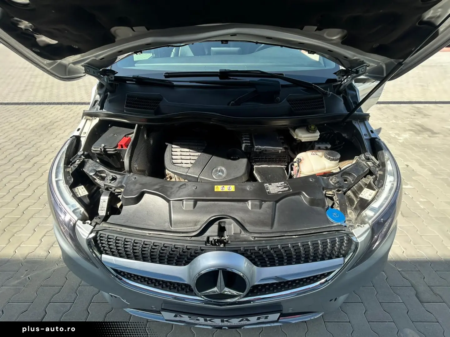 Mercedes-Benz V 300 d 237 CP RWD 9AT 2019