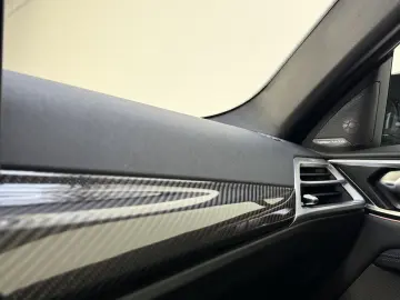 BMW M4 xDrive Competition CarbonExt. Drivers ACC 360