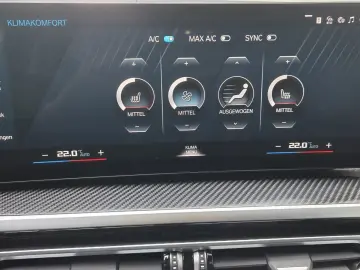 BMW M4 xDrive Competition Schale Carbon ACC 360