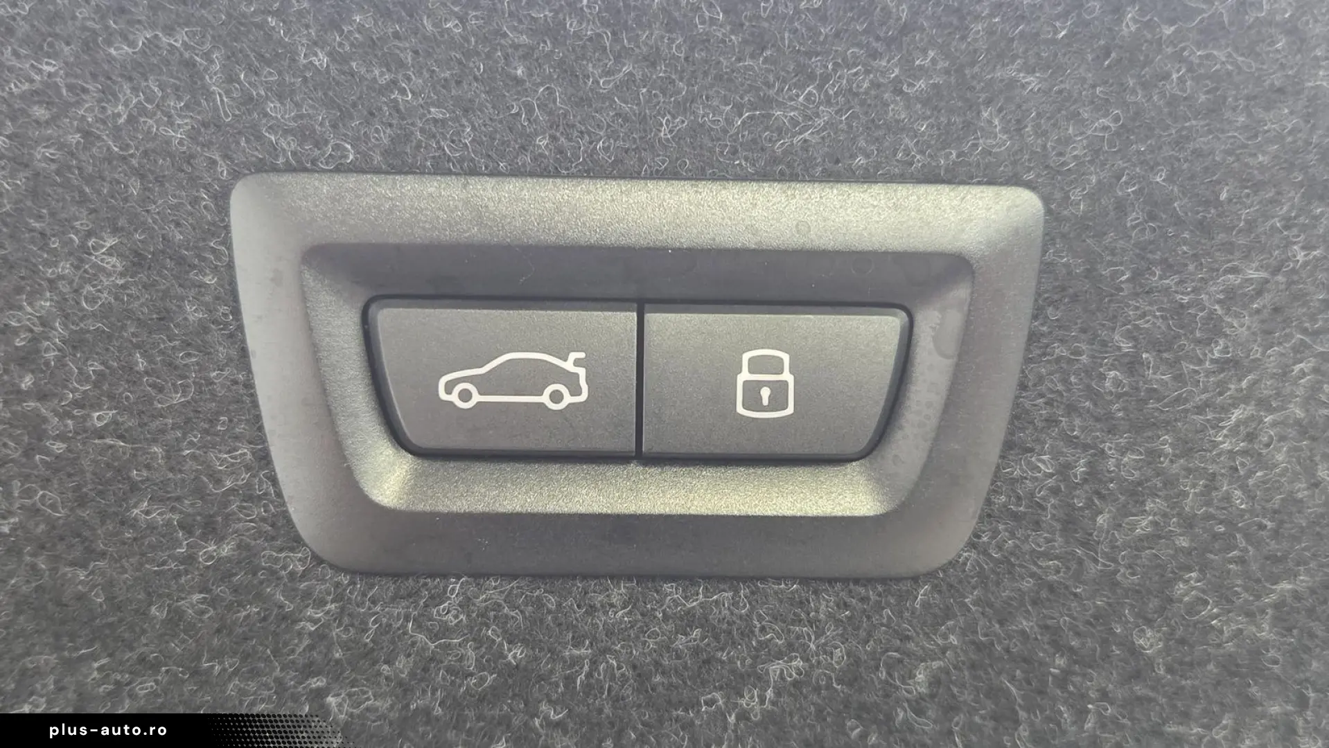 BMW M4 xDrive Competition Schale Carbon ACC 360