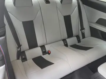 BMW M4 xDrive Competition Schale Carbon ACC 360