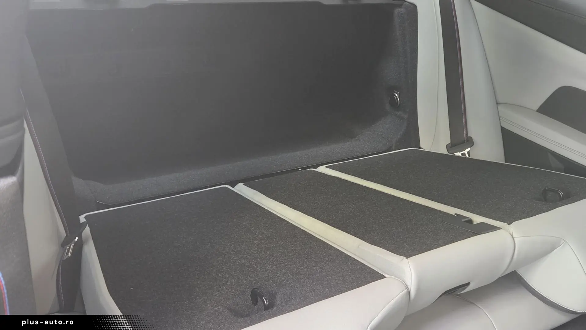 BMW M4 xDrive Competition Schale Carbon ACC 360