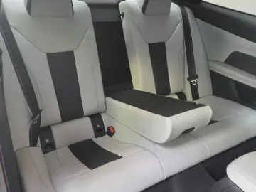 BMW M4 xDrive Competition Schale Carbon ACC 360