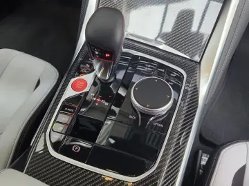 BMW M4 xDrive Competition Schale Carbon ACC 360