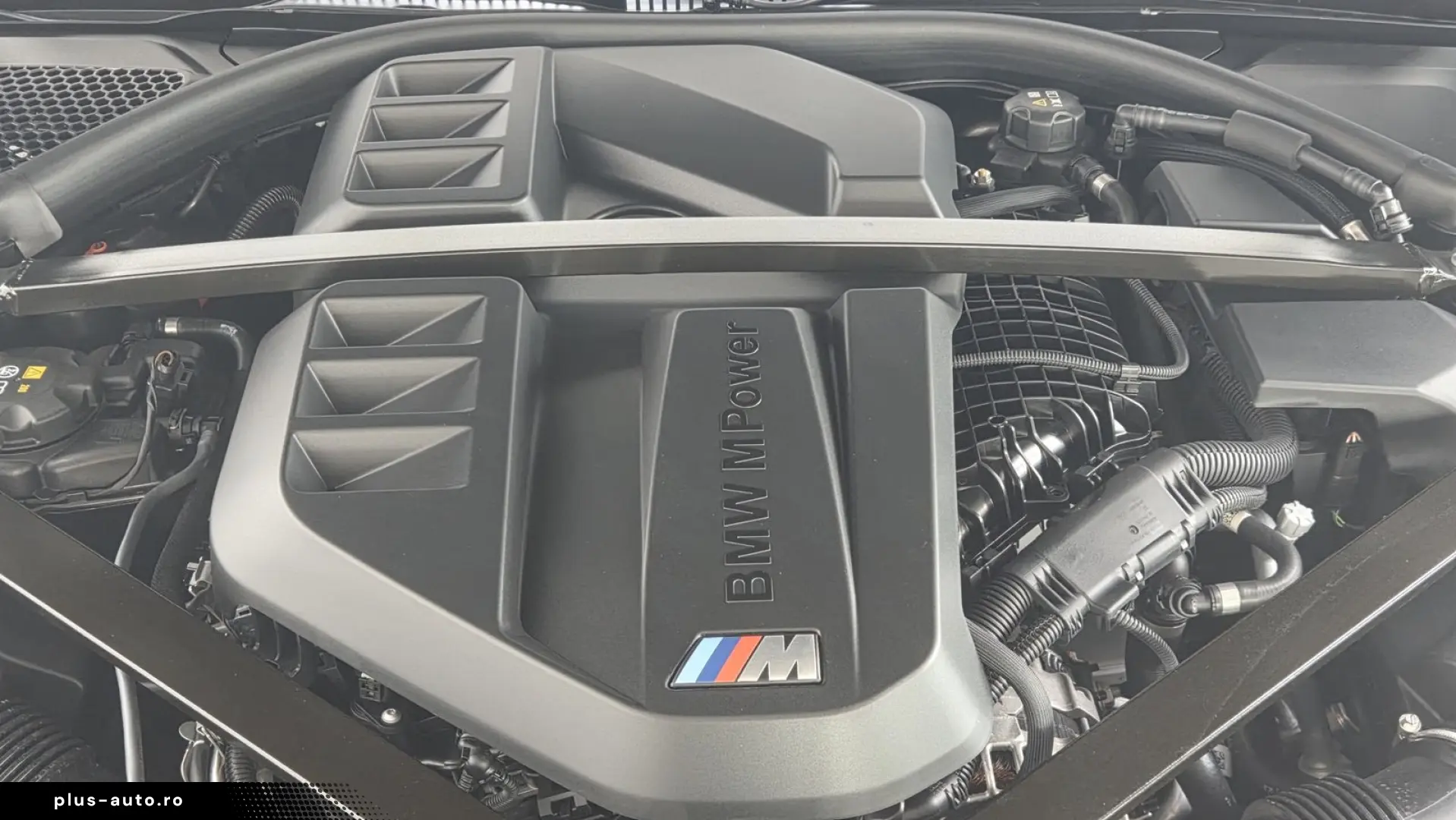 BMW M4 xDrive Competition Schale Carbon ACC 360