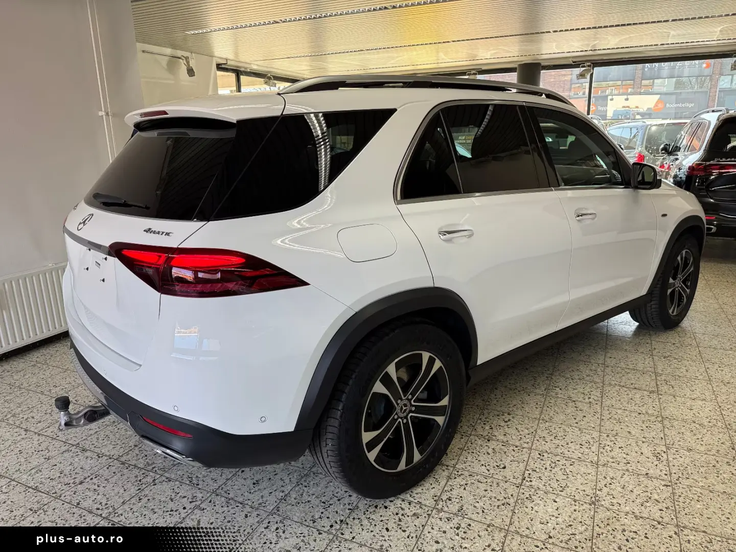 Mercedes-Benz GLE 350 de 4Ma NAVI LED PSD DISTR AHK AIRMAT