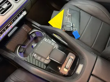 Mercedes-Benz GLE 350 de 4Ma NAVI LED PSD DISTR AHK AIRMAT