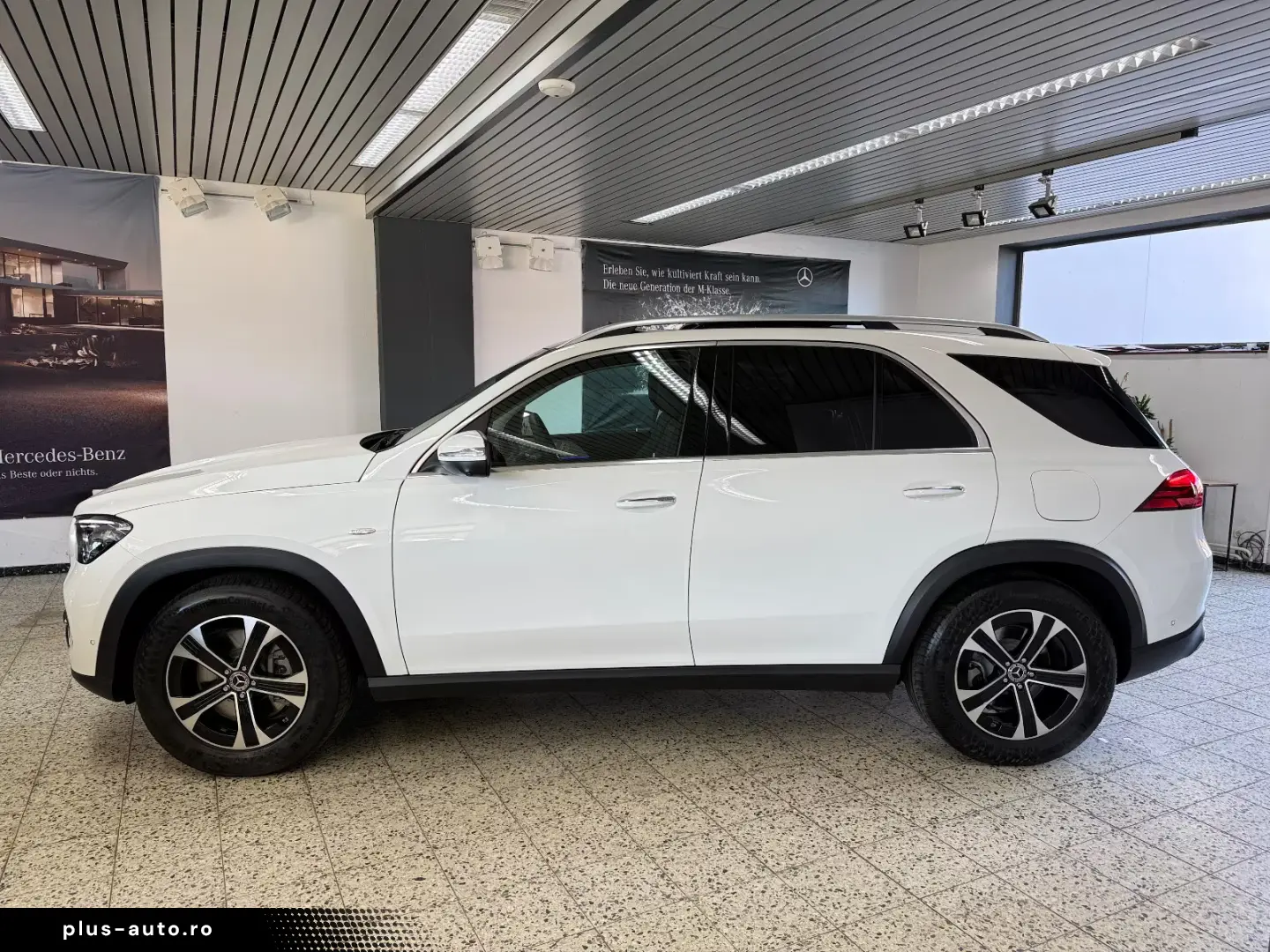 Mercedes-Benz GLE 350 de 4Ma NAVI LED PSD DISTR AHK AIRMAT