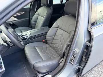 BMW 740 d xDrive M Sport LED PANO LEDER B&W STAND