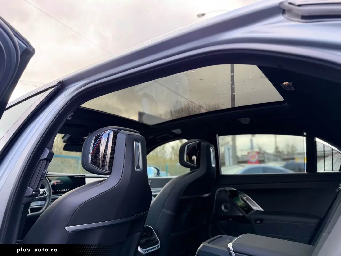 BMW 740 d xDrive M Sport LED PANO LEDER B&W STAND