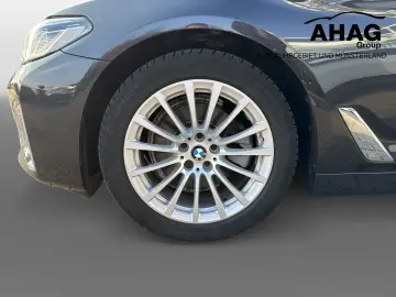 BMW 520d Limousine Luxury Line