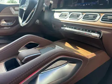 Mercedes-Benz GLE 300 d 4M Pano AHK Standh. Kamera