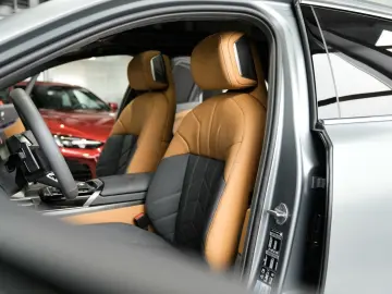 BMW 740d xDrive M Sport Sitzbelüft. Massage Standh.