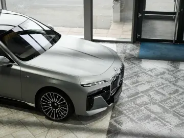 BMW 740d xDrive M Sport Sitzbelüft. Massage Standh.