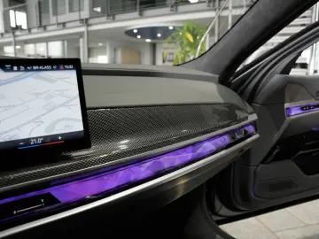 BMW 740d xDrive M Sport Sitzbelüft. Massage Standh.