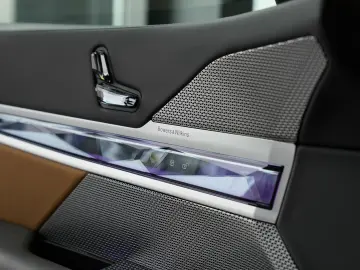 BMW 740d xDrive M Sport Sitzbelüft. Massage Standh.