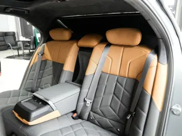 BMW 740d xDrive M Sport Sitzbelüft. Massage Standh.