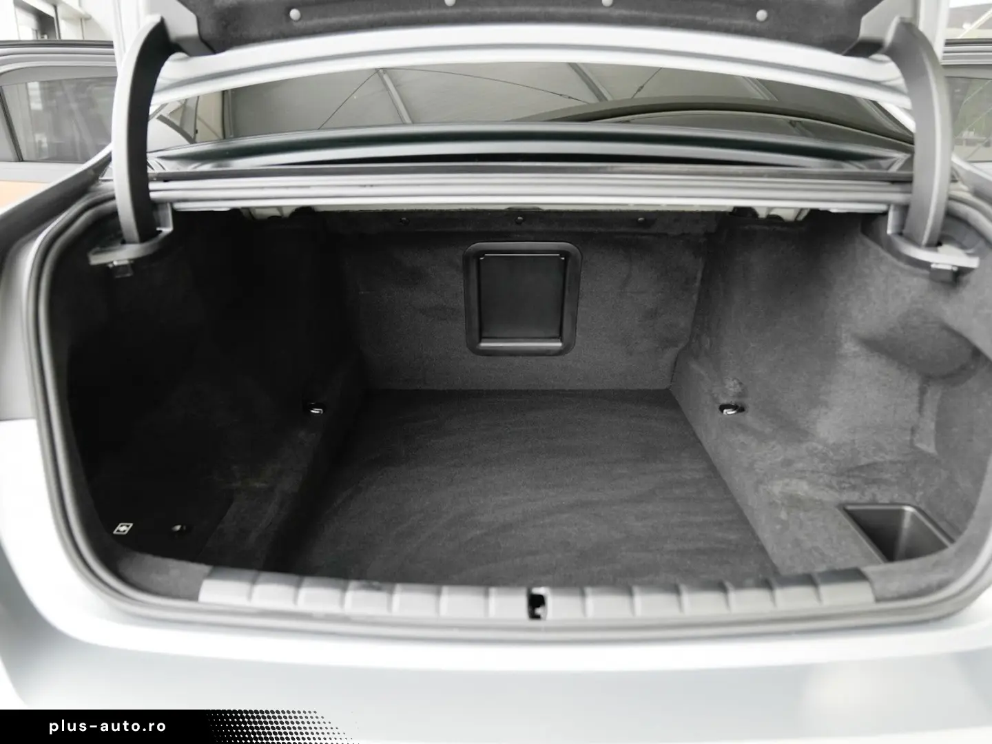 BMW 740d xDrive M Sport Sitzbelüft. Massage Standh.