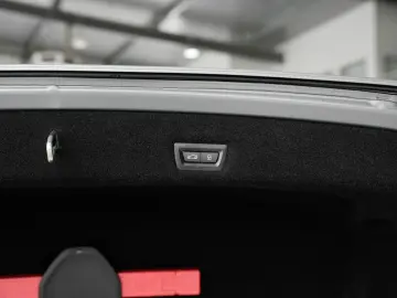 BMW 740d xDrive M Sport Sitzbelüft. Massage Standh.