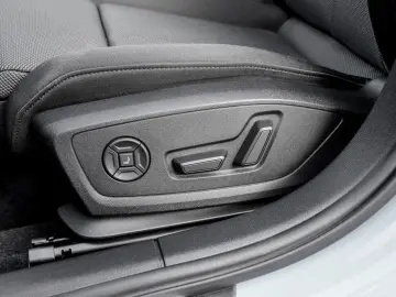 AUDI A3 Sportback S line 40 TFSI e S tronic Nav  Pano