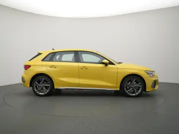 AUDI A3 Sportback 40 e S line NAVI PANO SHZ PDC