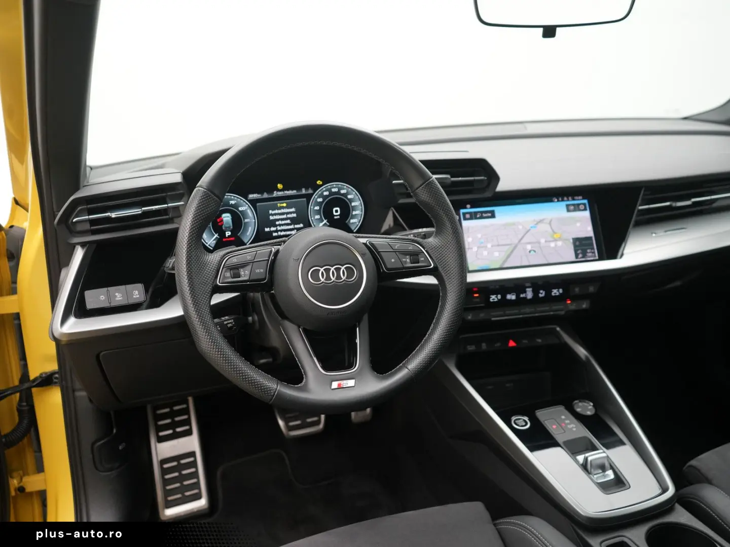 AUDI A3 Sportback 40 e S line NAVI PANO SHZ PDC