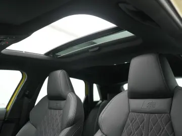 AUDI A3 Sportback 40 e S line NAVI PANO SHZ PDC