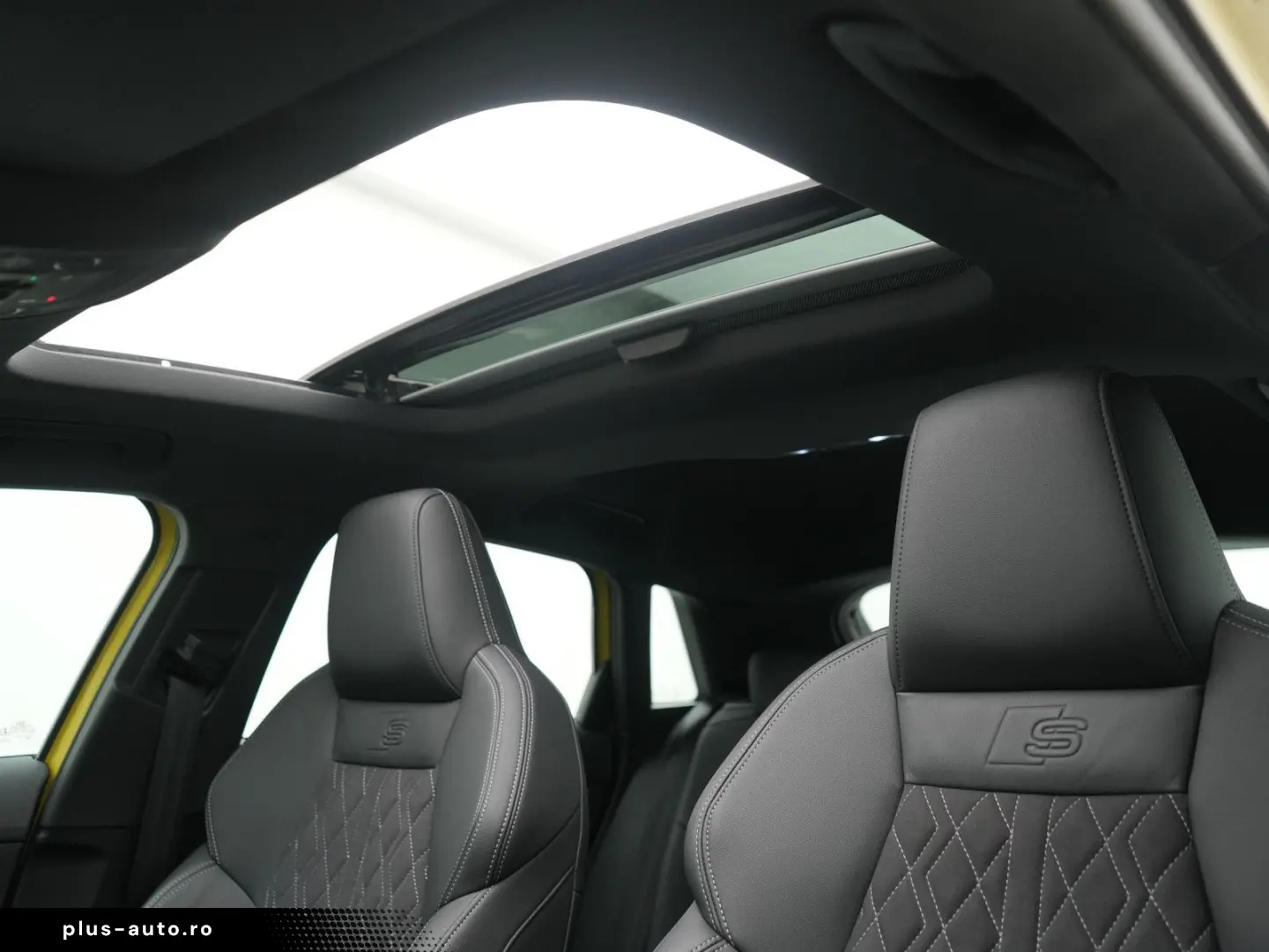 AUDI A3 Sportback 40 e S line NAVI PANO SHZ PDC