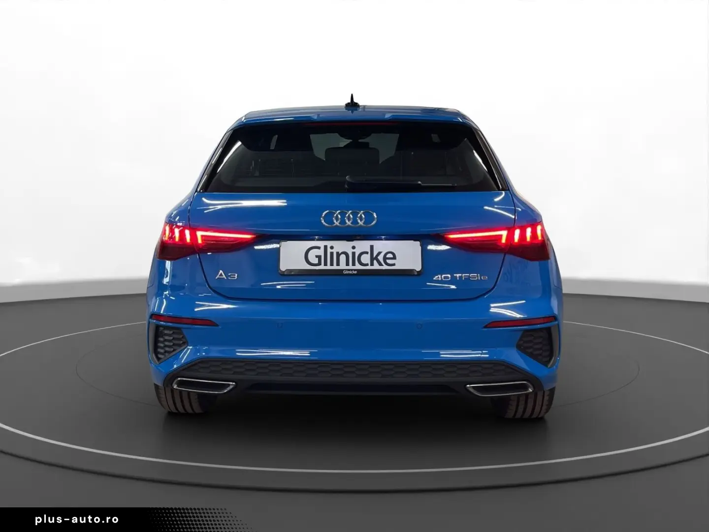 AUDI A3 Sportback 40 TFSIe S line Pano LED LM 17  Nav