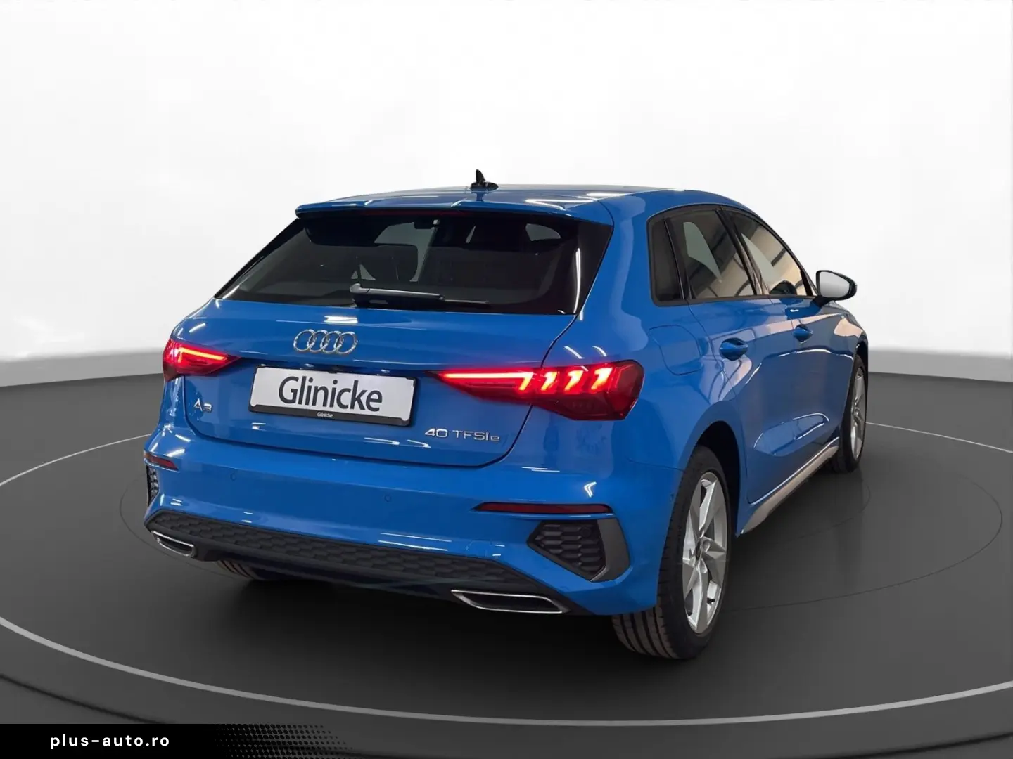 AUDI A3 Sportback 40 TFSIe S line Pano LED LM 17  Nav