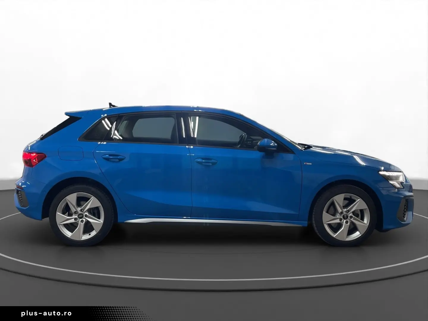 AUDI A3 Sportback 40 TFSIe S line Pano LED LM 17  Nav