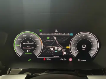 AUDI A3 Sportback 40 TFSIe S line Pano LED LM 17  Nav