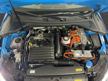 AUDI A3 Sportback 40 TFSIe S line Pano LED LM 17  Nav