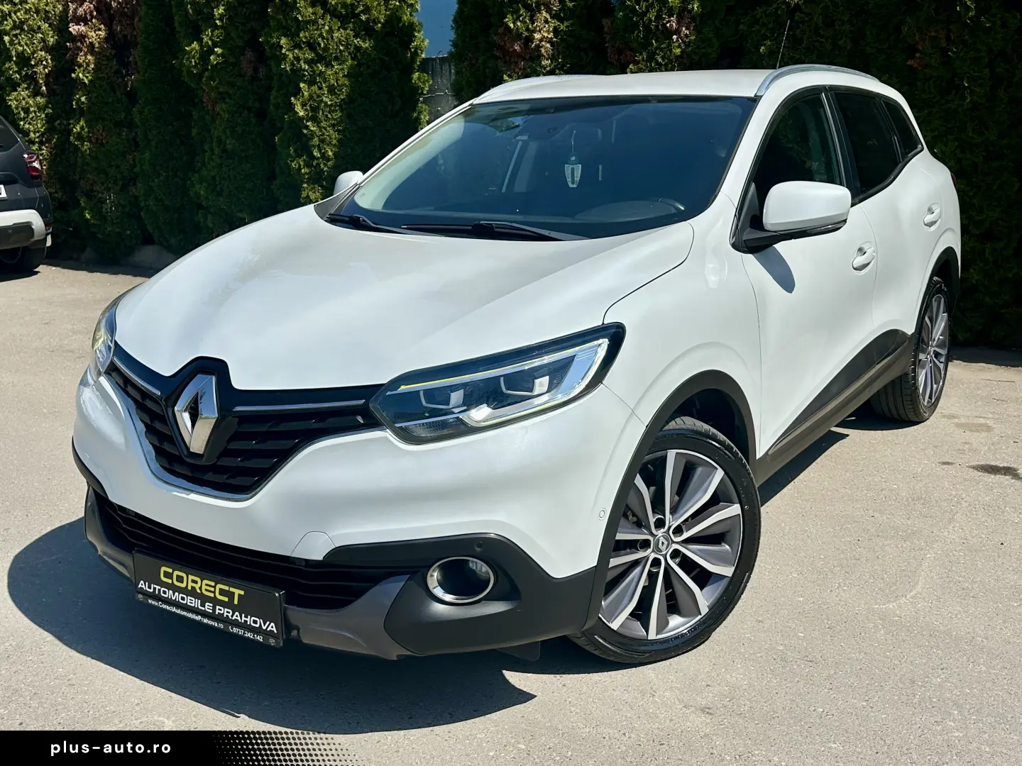 Renault Kadjar  Echipare Intense Faruri LED Rate Garantie