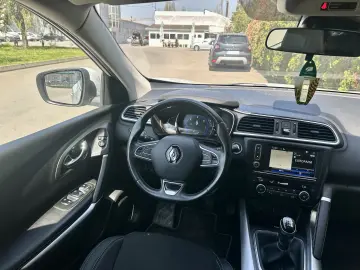 Renault Kadjar  Echipare Intense Faruri LED Rate Garantie
