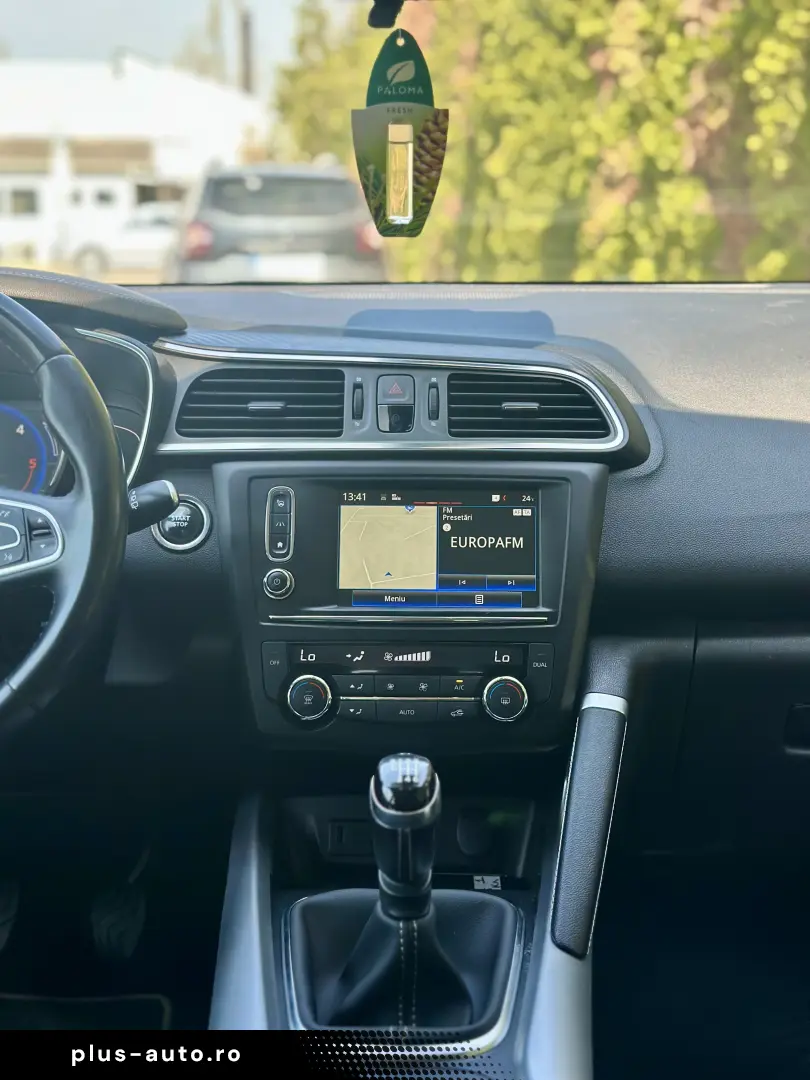 Renault Kadjar  Echipare Intense Faruri LED Rate Garantie