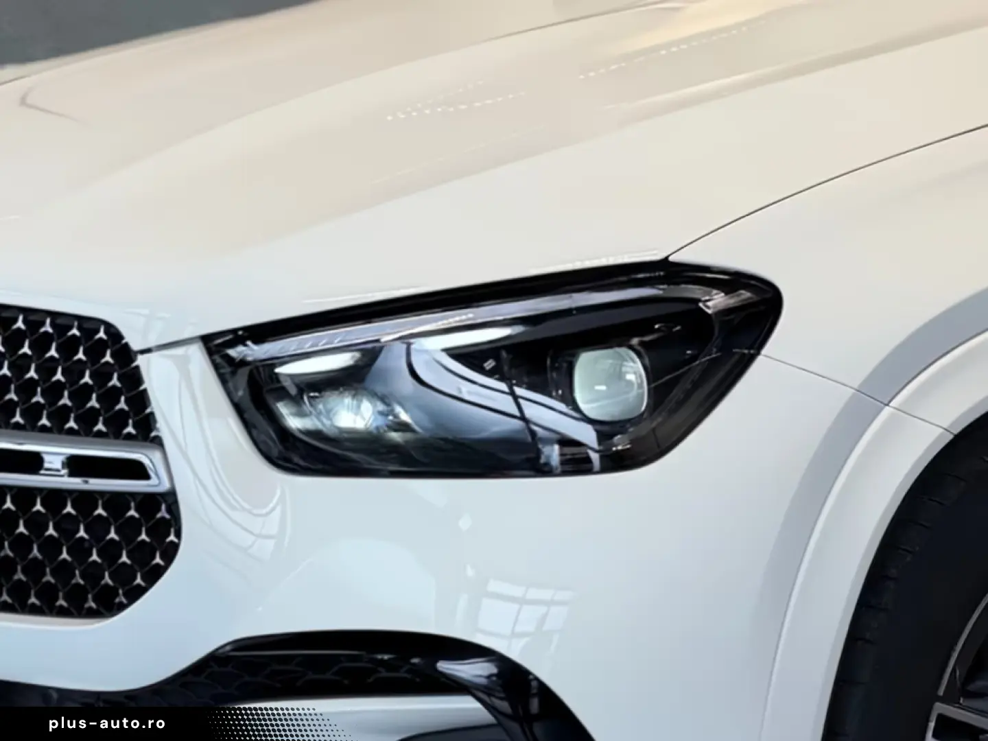 Mercedes-Benz GLE 300d4M AMG MBEAM BURM AMBIE CARP AHK PANO