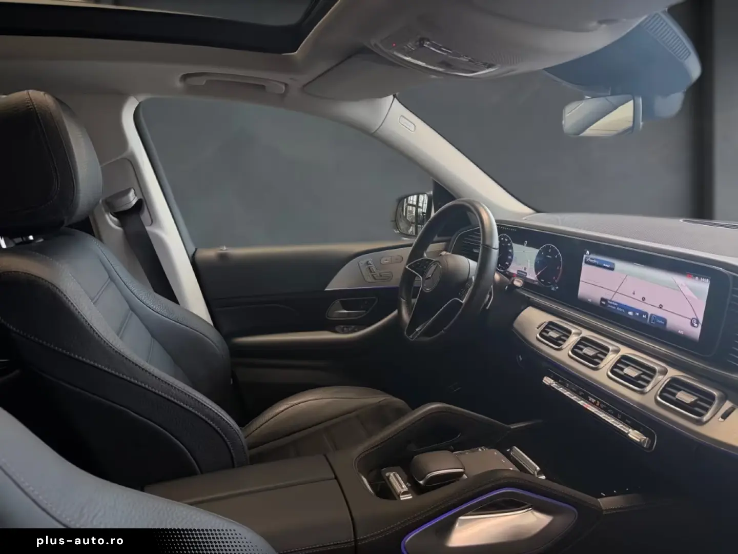 Mercedes-Benz GLE 300d4M AMG MBEAM BURM AMBIE CARP AHK PANO