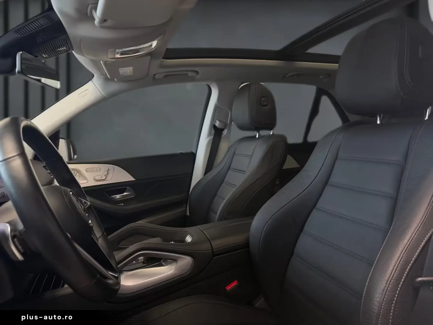 Mercedes-Benz GLE 300d4M AMG MBEAM BURM AMBIE CARP AHK PANO