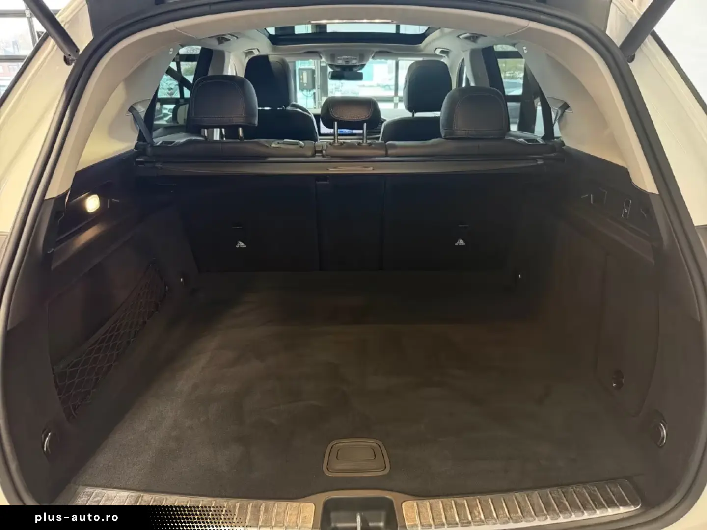 Mercedes-Benz GLE 300d4M AMG MBEAM BURM AMBIE CARP AHK PANO