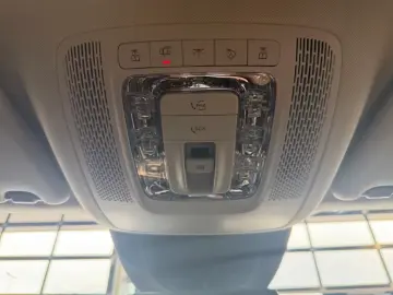 Mercedes-Benz GLE 300d4M AMG MBEAM BURM AMBIE CARP AHK PANO